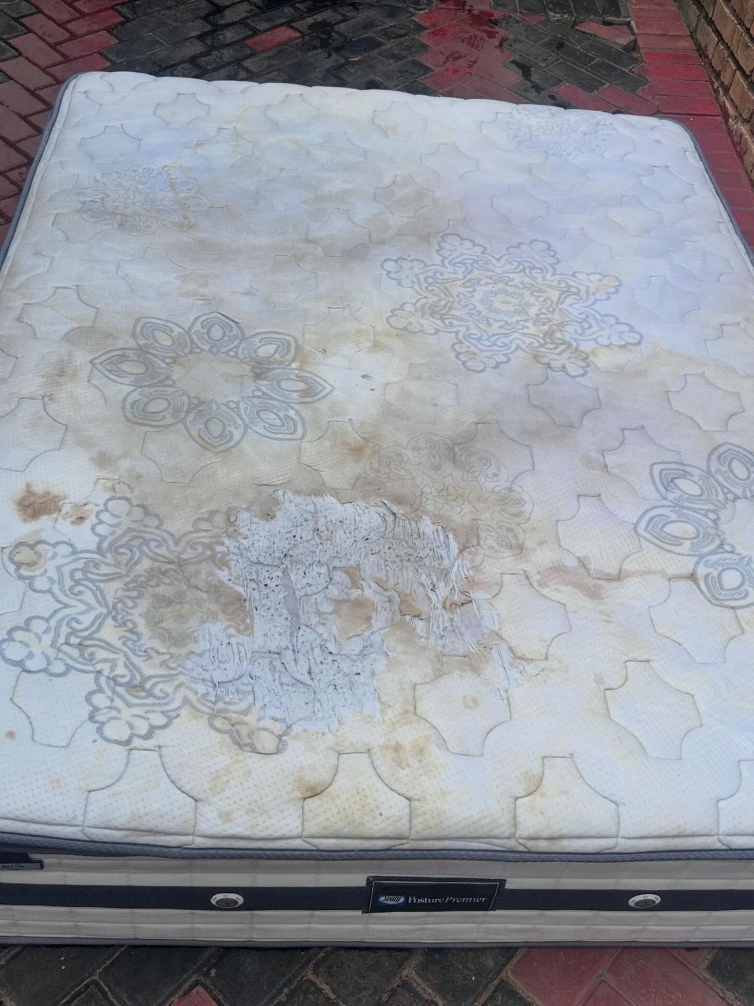 Double Mattress Sanitising — before Dynamic Express Consultants cleaned it